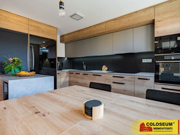 Prodej atypického bytu, Napajedla, 102 m2