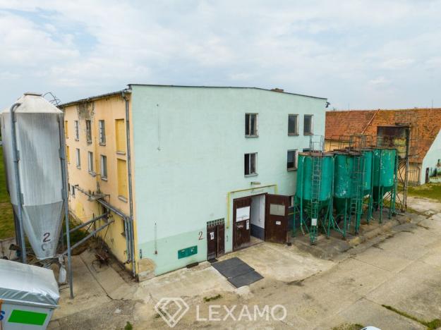 Prodej zemědělského objektu, Krhovice, 4280 m2