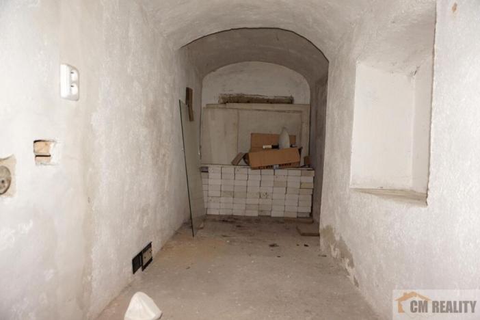 Pronájem obchodního prostoru, Prostějov, nám. Edmunda Husserla, 56 m2