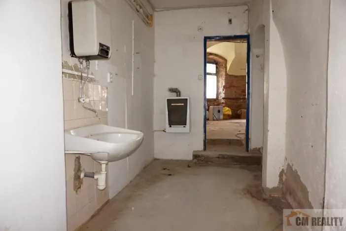 Pronájem obchodního prostoru, Prostějov, nám. Edmunda Husserla, 56 m2