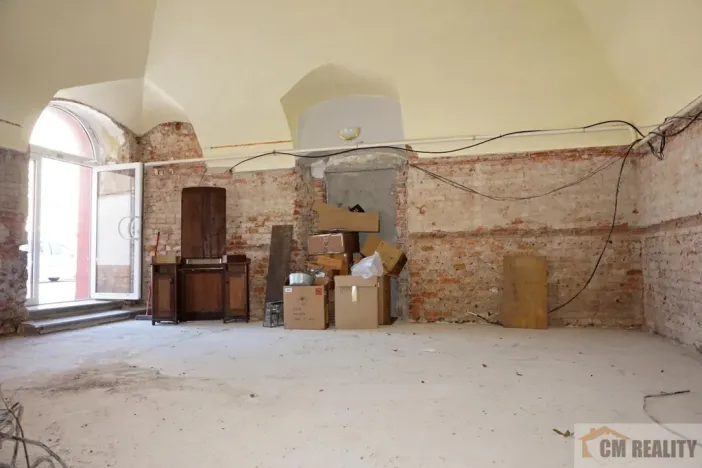 Pronájem obchodního prostoru, Prostějov, nám. Edmunda Husserla, 56 m2
