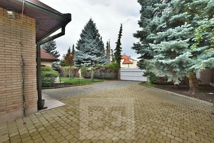 Prodej rodinného domu, Průhonice, Říčanská, 336 m2