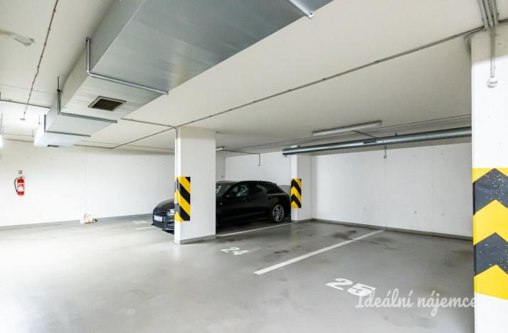 Pronájem bytu 1+kk, Praha - Letňany, Miroslava Hajna, 35 m2