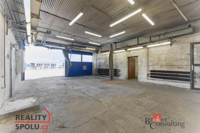 Pronájem výrobních prostor, Hradec Králové - Slezské Předměstí, Výrobní, 1059 m2