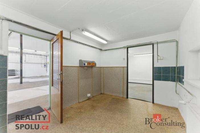 Pronájem výrobních prostor, Hradec Králové - Slezské Předměstí, Výrobní, 1059 m2