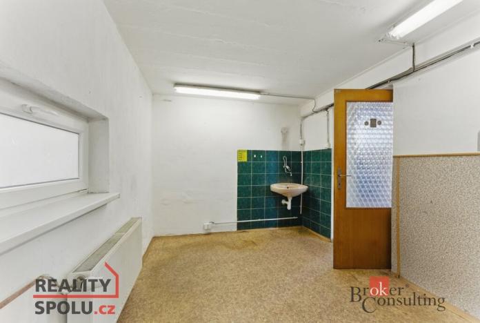 Pronájem výrobních prostor, Hradec Králové - Slezské Předměstí, Výrobní, 1059 m2