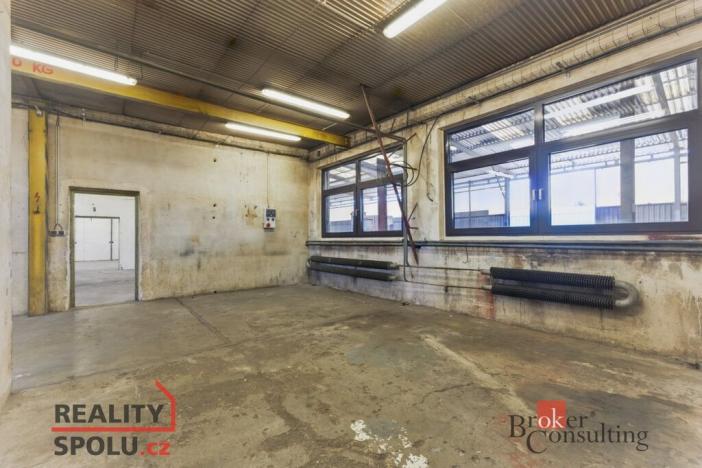 Pronájem výrobních prostor, Hradec Králové - Slezské Předměstí, Výrobní, 1059 m2