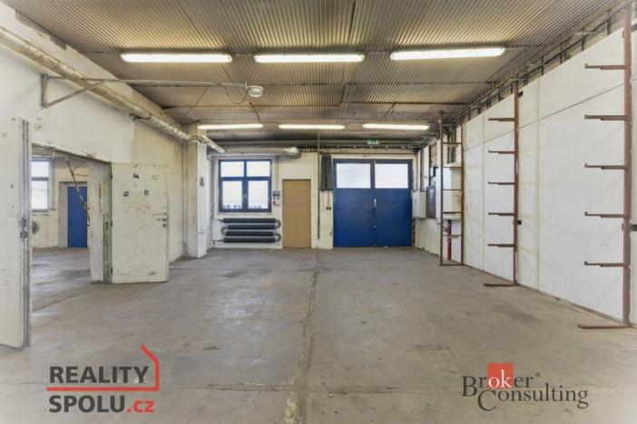 Pronájem výrobních prostor, Hradec Králové - Slezské Předměstí, Výrobní, 1059 m2