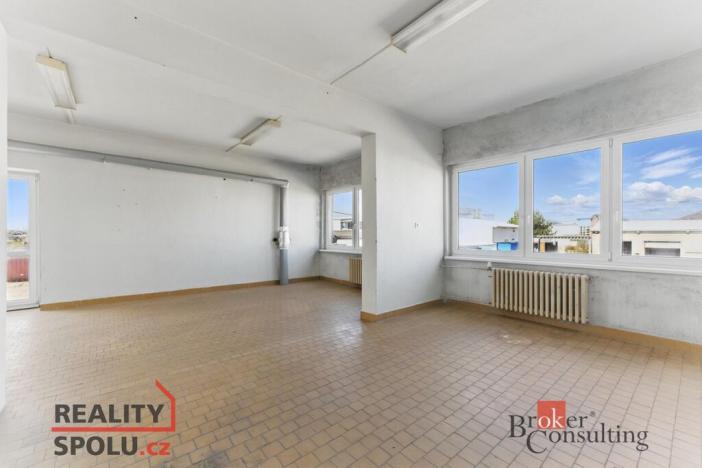 Pronájem výrobních prostor, Hradec Králové - Slezské Předměstí, Výrobní, 1059 m2