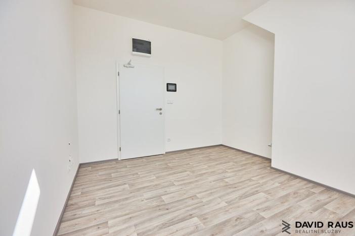 Pronájem kanceláře, Rajhrad, Stará pošta, 14 m2