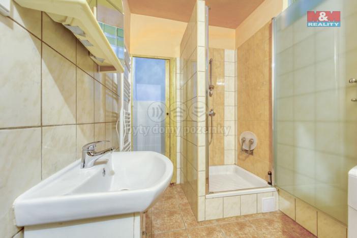 Prodej bytu 2+1, Planá, Hřbitovní, 63 m2