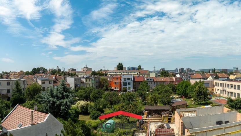 Prodej bytu 2+kk, Brno, Charbulova, 52 m2