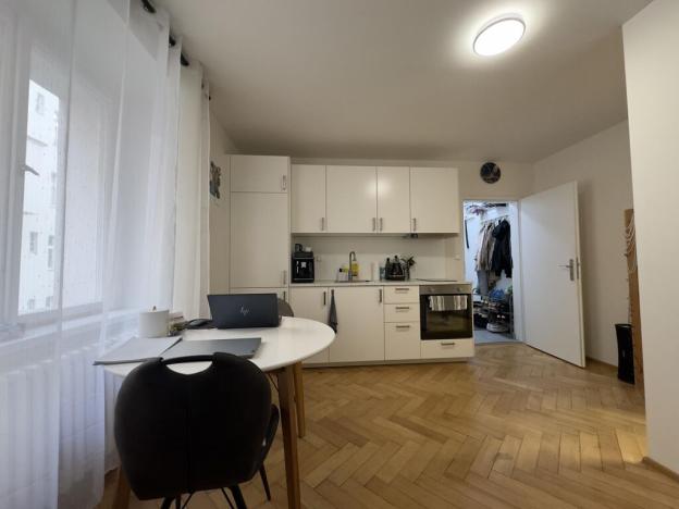 Pronájem bytu 2+kk, Praha - Nové Město, Podskalská, 40 m2