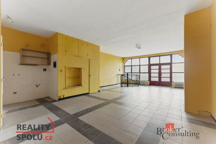 Prodej obchodního prostoru, Žďár nad Sázavou - Žďár nad Sázavou 6, Nádražní, 129 m2