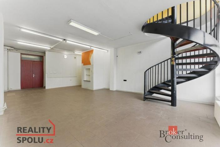 Prodej obchodního prostoru, Žďár nad Sázavou - Žďár nad Sázavou 6, Nádražní, 129 m2