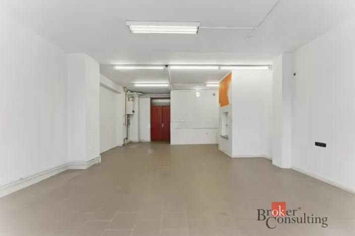 Prodej obchodního prostoru, Žďár nad Sázavou - Žďár nad Sázavou 6, Nádražní, 129 m2