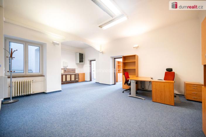 Pronájem kanceláře, České Budějovice - České Budějovice 1, nám. Přemysla Otakara II., 143 m2