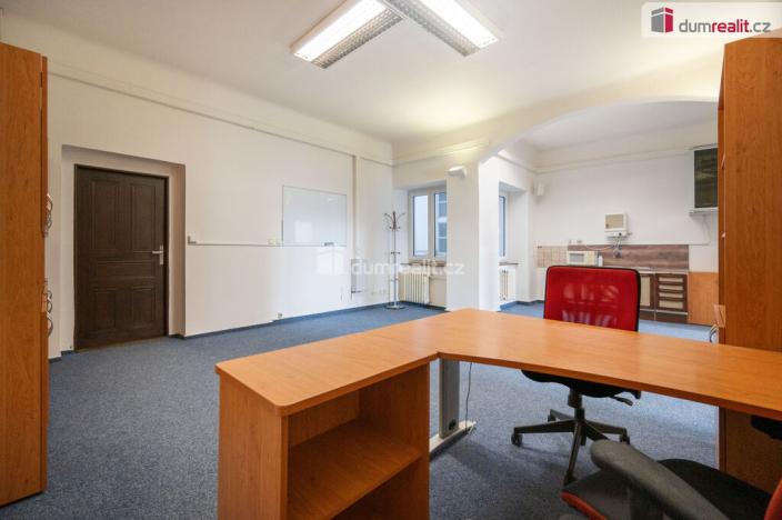Pronájem kanceláře, České Budějovice - České Budějovice 1, nám. Přemysla Otakara II., 143 m2
