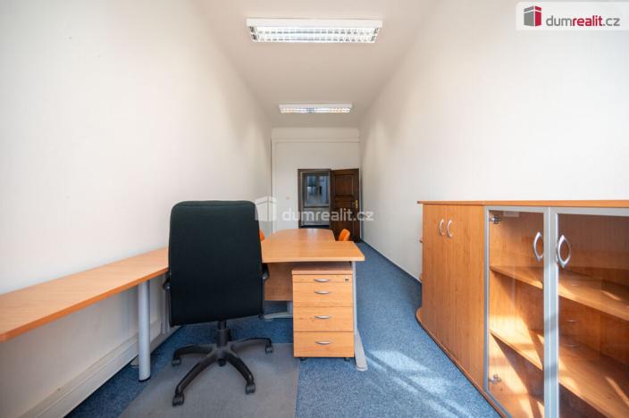 Pronájem kanceláře, České Budějovice - České Budějovice 1, nám. Přemysla Otakara II., 143 m2
