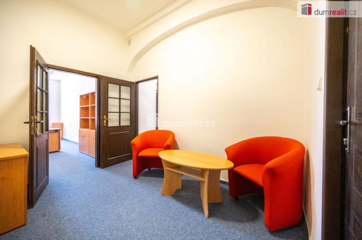 Pronájem kanceláře, České Budějovice - České Budějovice 1, nám. Přemysla Otakara II., 143 m2