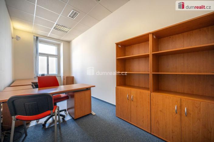 Pronájem kanceláře, České Budějovice - České Budějovice 1, nám. Přemysla Otakara II., 143 m2