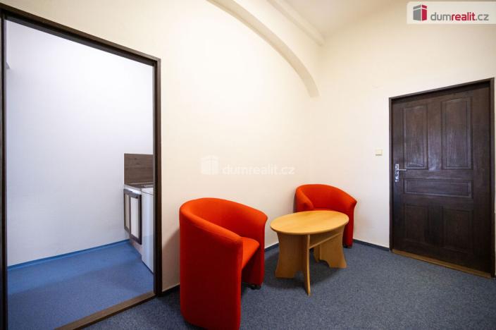 Pronájem kanceláře, České Budějovice - České Budějovice 1, nám. Přemysla Otakara II., 143 m2