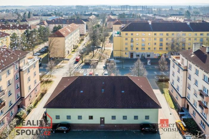 Prodej obchodního prostoru, Pardubice - Zelené Předměstí, Jilemnického, 780 m2
