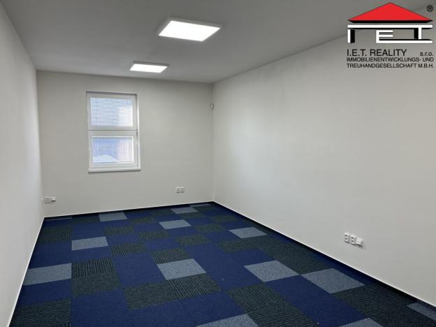Pronájem kanceláře, Frýdek-Místek, Bruzovská, 402 m2