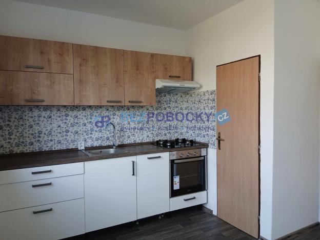 Prodej bytu 3+1, Pohled, 72 m2