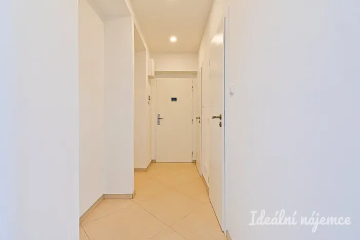 Pronájem bytu 2+1, Brno - Štýřice, Bakalovo nábřeží, 55 m2