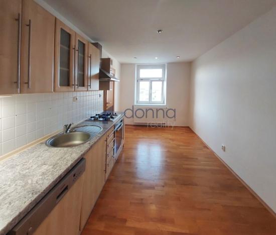 Pronájem bytu 2+1, Praha - Vinohrady, Jagellonská, 75 m2