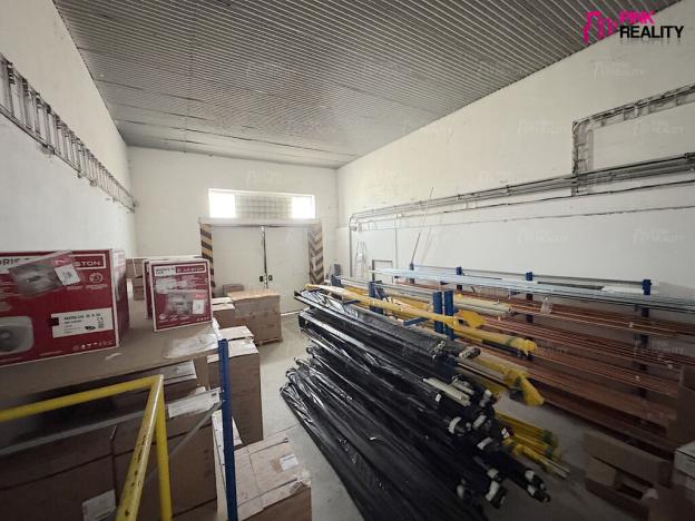 Pronájem výrobních prostor, Rychnov nad Kněžnou, Zbuzany, 928 m2