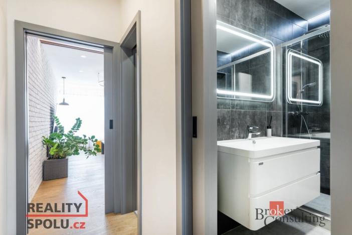 Prodej bytu 3+1, Hradec Králové - Nový Hradec Králové, Čajkovského, 82 m2