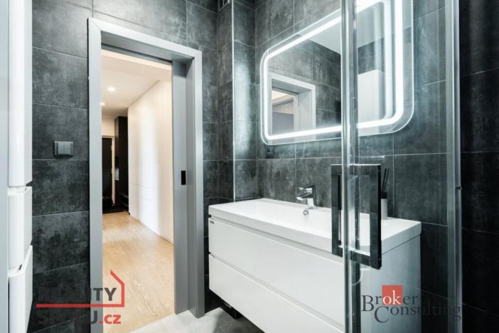 Prodej bytu 3+1, Hradec Králové - Nový Hradec Králové, Čajkovského, 82 m2