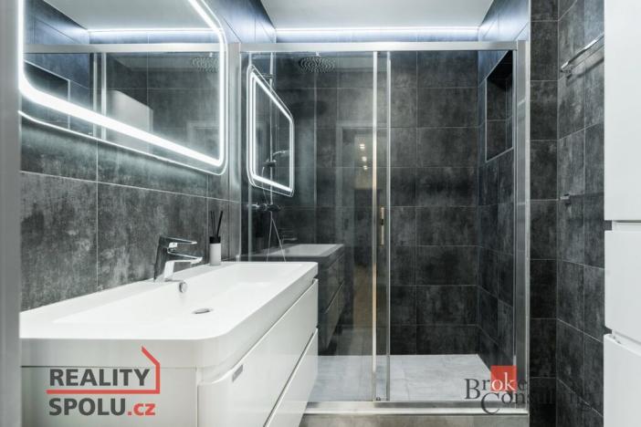 Prodej bytu 3+1, Hradec Králové - Nový Hradec Králové, Čajkovského, 82 m2