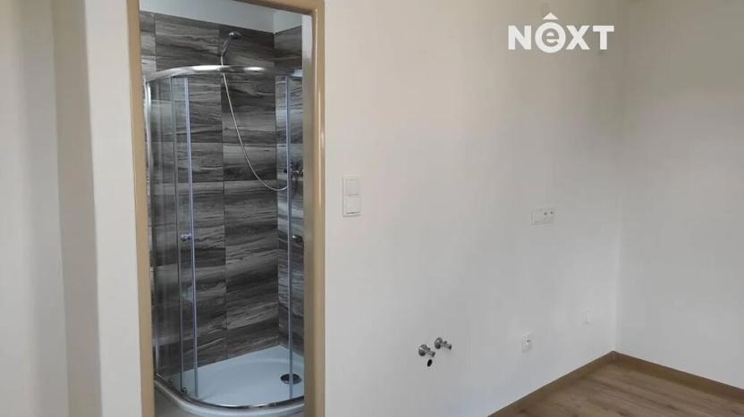 Prodej obchodního prostoru, Plzeň, Polní, 139 m2