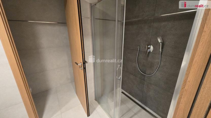 Pronájem bytu 2+kk, Praha - Žižkov, Šrámkové, 52 m2