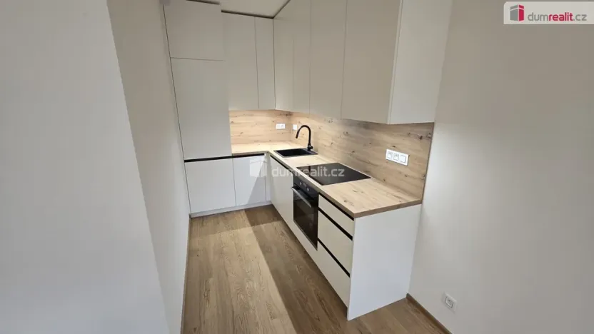 Pronájem bytu 2+kk, Praha - Žižkov, Šrámkové, 52 m2