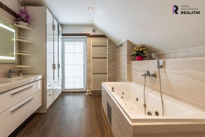 Prodej rodinného domu, Praha - Libuš, Vyšebrodská, 168 m2