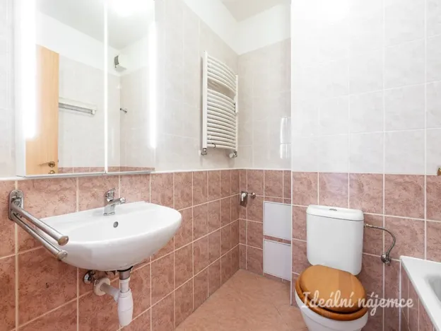 Pronájem bytu 2+kk, Praha - Hlubočepy, Wassermannova, 44 m2