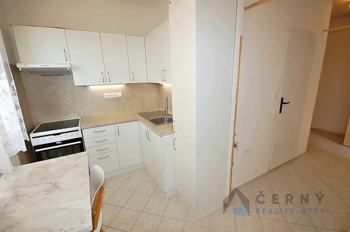 Pronájem bytu 1+1, Liberec, Bezová, 42 m2