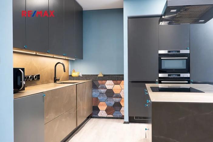 Prodej rodinného domu, Hovorčovice, Na Konci světa, 188 m2