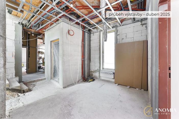 Pronájem ordinace, Praha - Vinoř, Mladoboleslavská, 305 m2