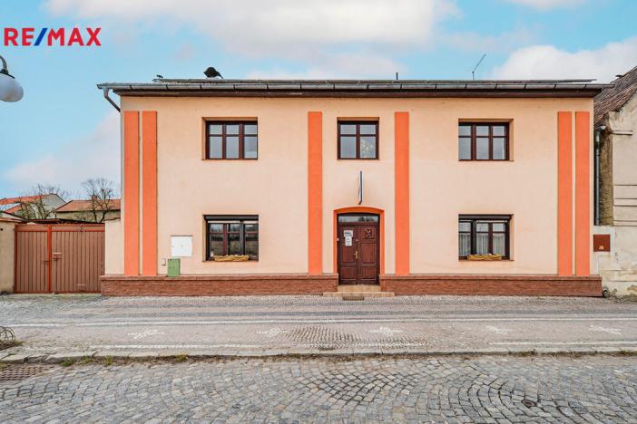 Prodej rodinného domu, Byšice, 5. května, 300 m2