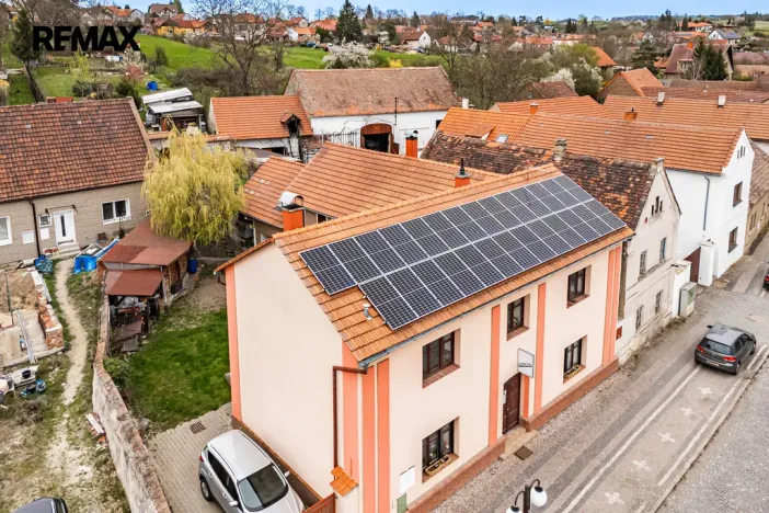 Prodej rodinného domu, Byšice, 5. května, 300 m2