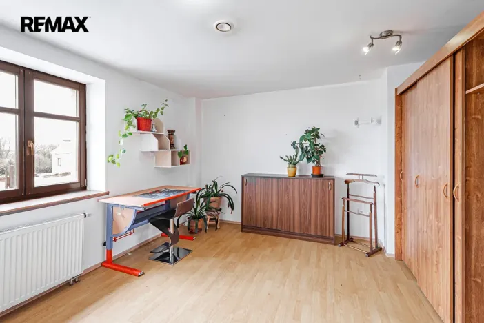 Prodej rodinného domu, Byšice, 5. května, 300 m2