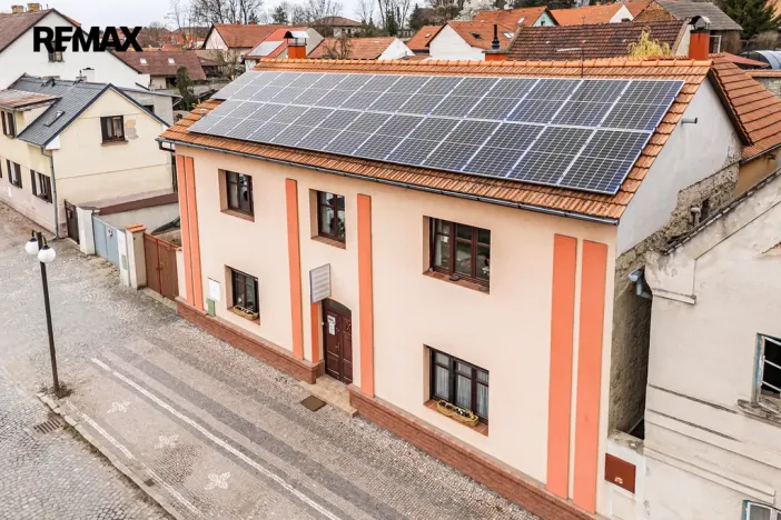 Prodej rodinného domu, Byšice, 5. května, 300 m2