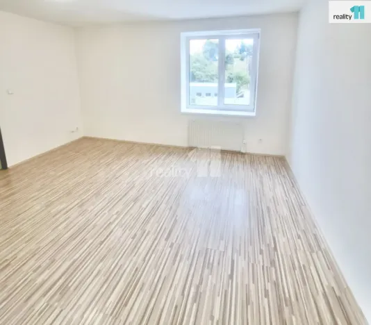 Prodej bytu 2+kk, Praha - Hrdlořezy, Českobrodská, 75 m2