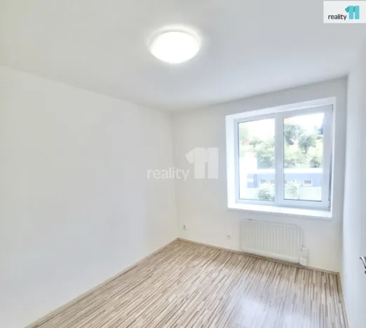 Prodej bytu 2+kk, Praha - Hrdlořezy, Českobrodská, 75 m2