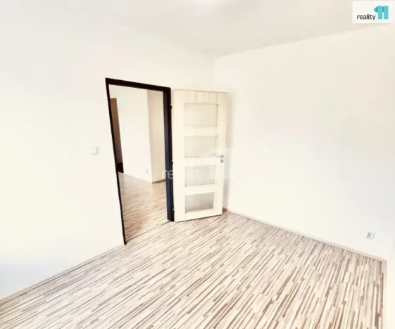 Prodej bytu 2+kk, Praha - Hrdlořezy, Českobrodská, 75 m2